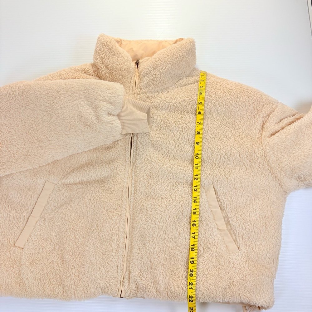 American Eagle Outfitters Reversible Tan Puffer Sherpa Jacket SzS  Cabincore - Picture 12 of 15